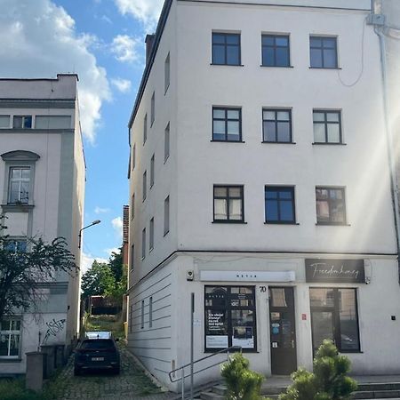 שווידניקה Apartament Centrum מראה חיצוני תמונה